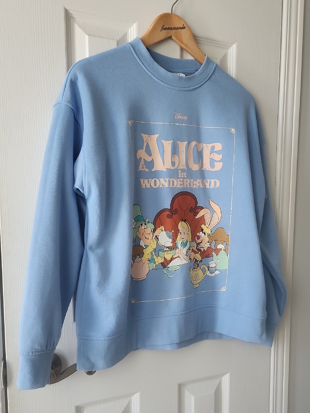 Primark x Disney Alice in Wonderland Sky Blue Graphic Crewneck - Picture 4 of 10